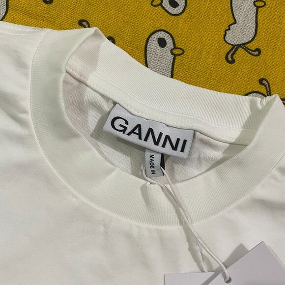 Ganni White Short-Sleeved T-Shirt With Kitten Pattern - Picture 3 of 5